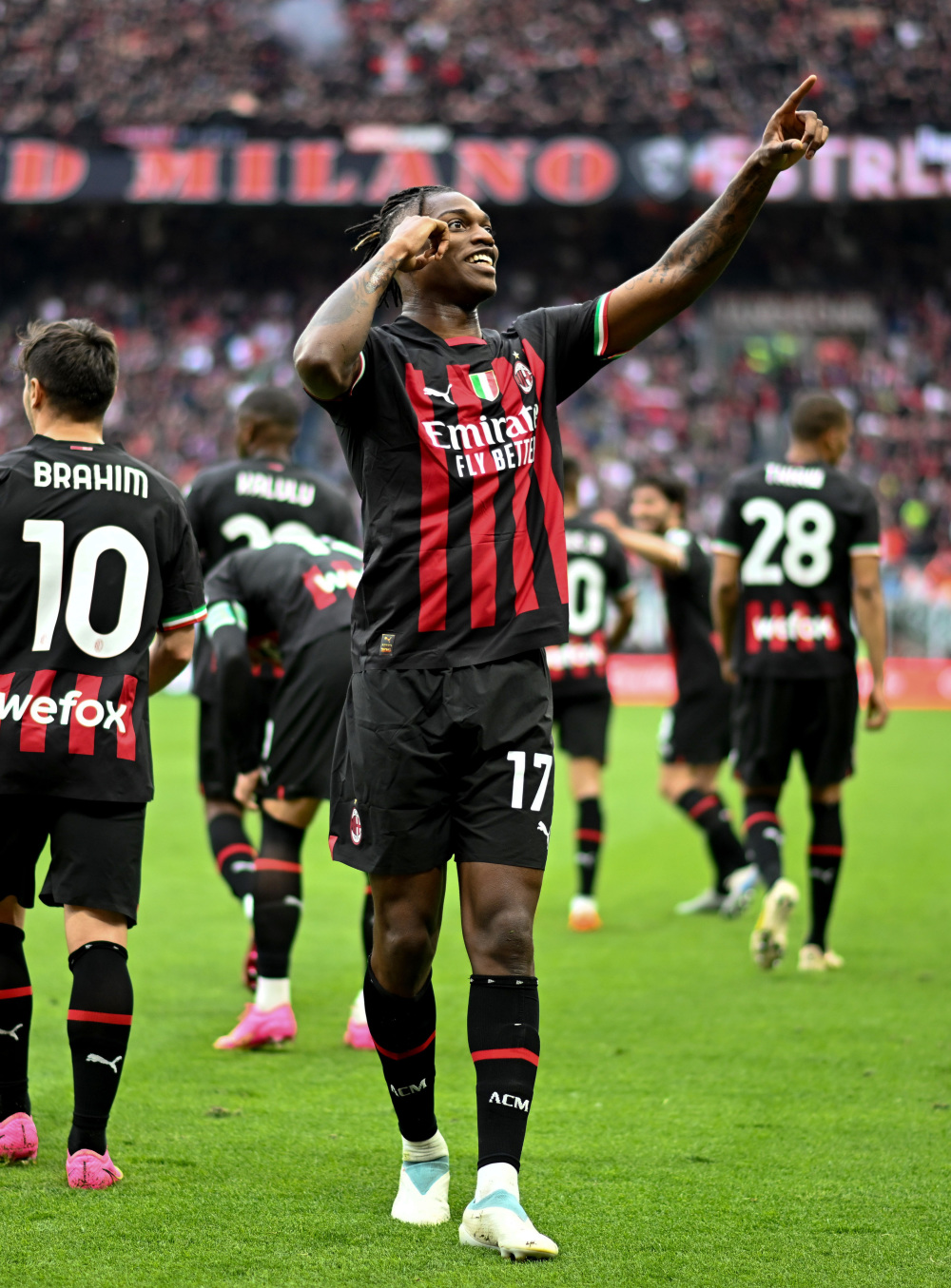 队贡献了1 队贡献了1