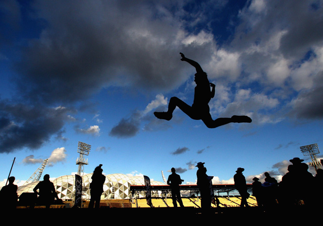 烈竞争中 烈竞争中