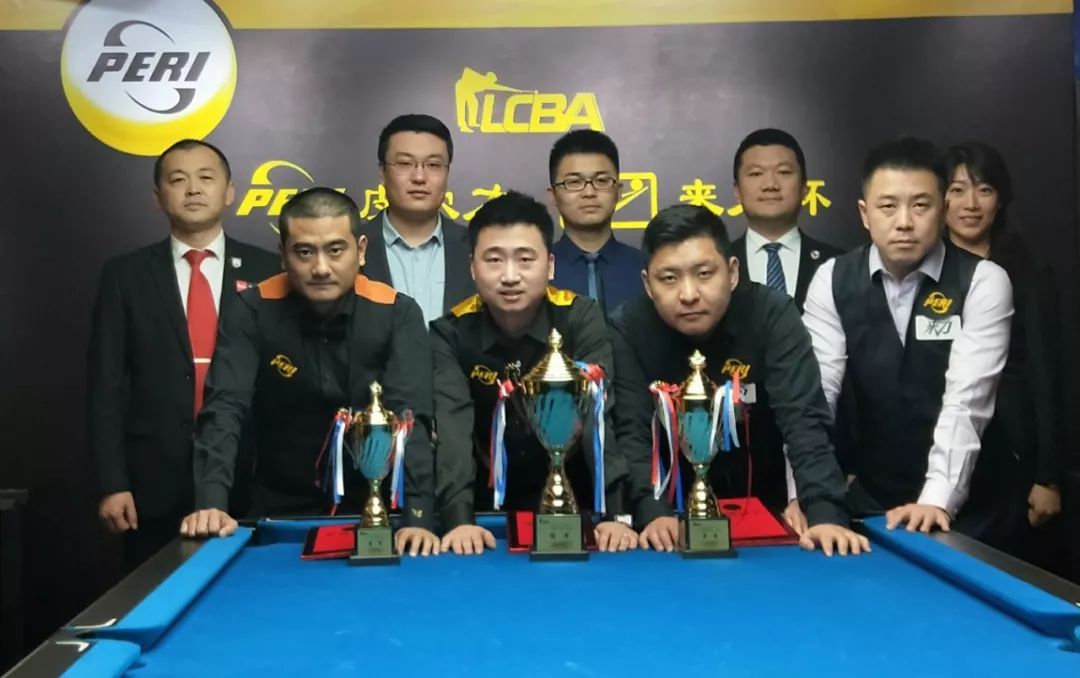 吸引夹击 吸引夹击